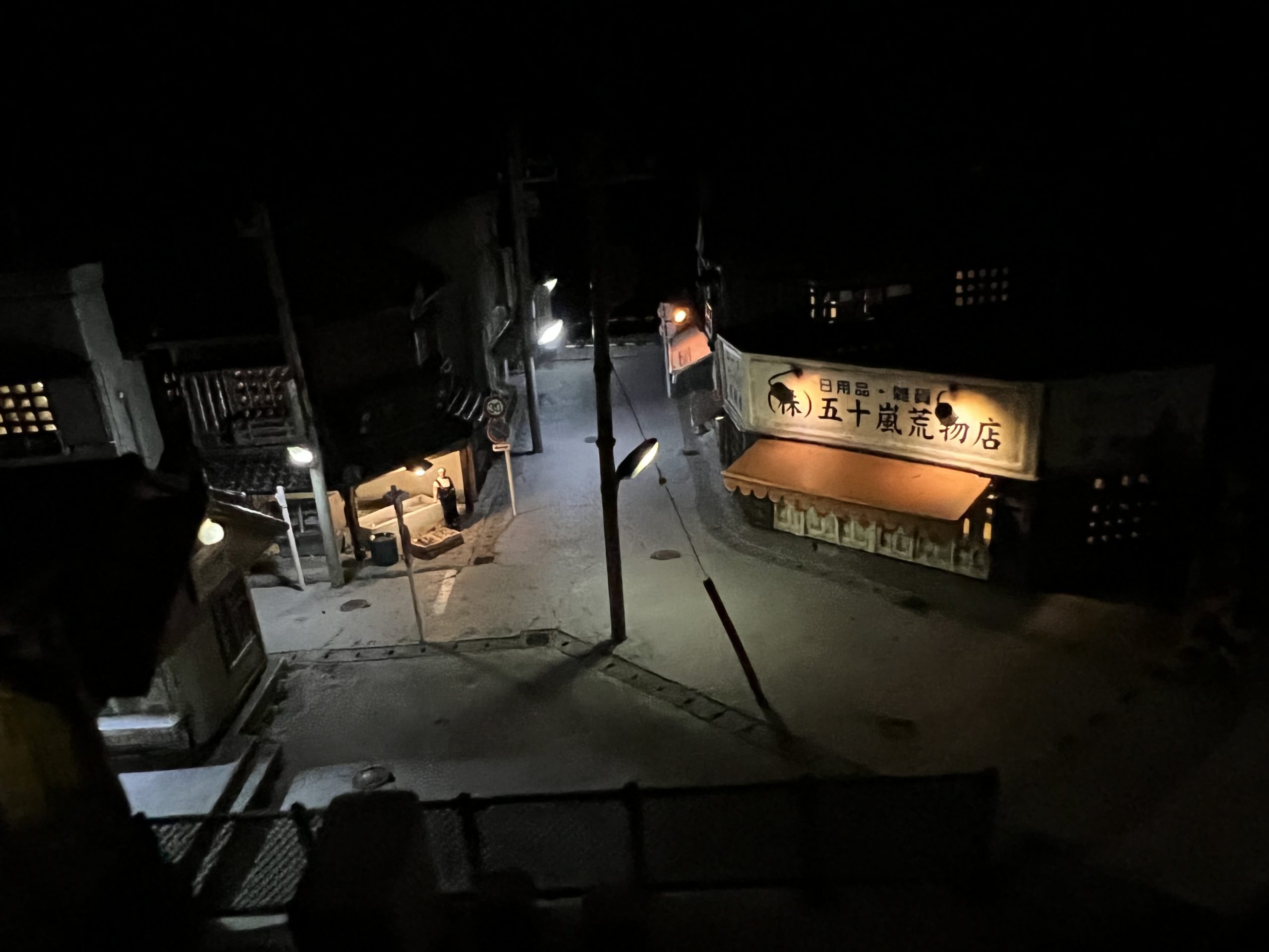 鉄道模型 ジオラマ展示台 Nゲージ用 ケース付 複線架線柱ヤード